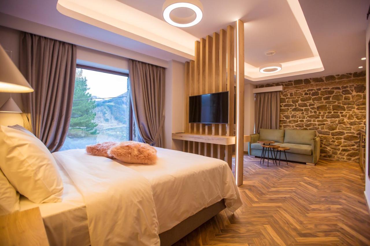 Adryades Luxury Apartments Metsovo Exteriör bild